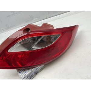 STOP FANALE POSTERIORE DESTRO MAZDA 2 Berlina 2° Serie D65151150 (07 14)