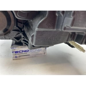 FANALE ANTERIORE DX DACIA Duster Serie 260106194R K9K (17 24)