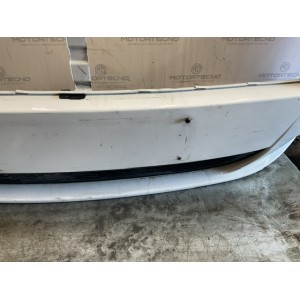 Paraurti grande punto bianco griglia sovrastante mancante come da foto