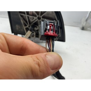 SPECCHIETTO RETROVISORE DESTRO PER VOLKSWAGEN GOLF 4 BERLINA E13010880 (97 03) calotta nera 7 pin