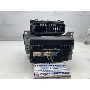 AUTORADIO CON BOCCHETTE ARIA TOYOTA Yaris Serie 86120 52470 / PDC03782 (05al08) senza manopola senza codice di sblocco