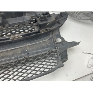 Paraurti centrale anteriore completo di griglia color grigio metallizzato smart 451