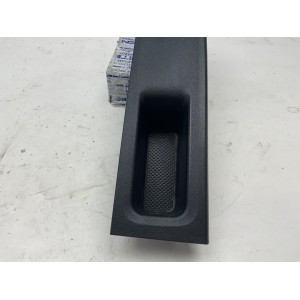 PULSANTIERA ANTERIORE SINISTRA TOYOTA Yaris Serie 74232-0D330 (17 20)