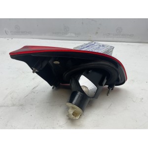STOP POSTERIORE DESTRO INTEGRATO NEL PORTELLO NISSAN Qashqai 1° Serie 89503209 (06  09)