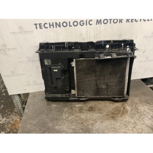 CALANDRA COMPLETA DI VENTOLA E RADIATORI  PEUGEOT 208 Serie 9675280980 diesel 1400 (12 19)
