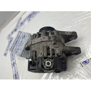 Alternatore Toyota Yaris 4 Serie 2011 2014 1.0 VVTi 12v. 1KRFE (51Kw) 270600Q140 Benzina