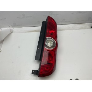 STOP FANALE POSTERIORE DESTRO FIAT Doblo Serie 00518305640 (09 15)