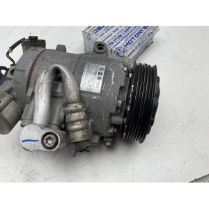 COMPRESSORE Aria condizionata  VOLKSWAGEN Polo 4° Serie 6Q0 820 803D AUA, BBY, BKY Benzina 1400 (01 09)