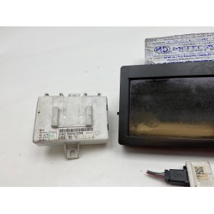 SISTEMA DI NAVIGAZIONE DISPLAY RENAULT Clio Serie 259155024R (08 15) completo di centralina
