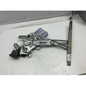 ALZACRISTALLO ELETTRICO ANTERIORE  SINISTRA SX TOYOTA Yaris Serie 857200D110B (05 08)