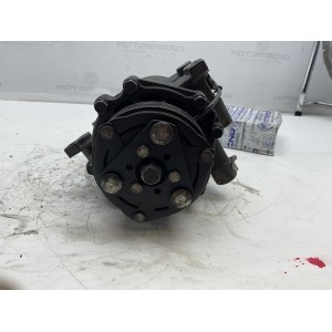 COMPRESSORE  ARIA CONDIZIONATA A/C SUZUKI Swift 4° Serie 95200-62JA0 Benzina 1300 (04 10)