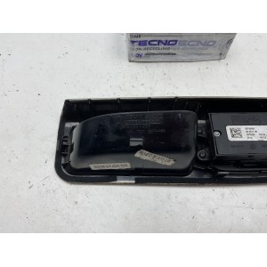 PULSANTIERA ANTERIORE SINISTRA 4 VETRI ELETTRICI COMPLETA VOLVO V50 2° Serie 30795081 03451700 (07 12)