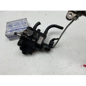 POMPA INIEZIONE DIESEL OPEL INSIGNA  COMPLETA DI FLAUTO  55571005 / 55576177 diesel 2000 (08 17)