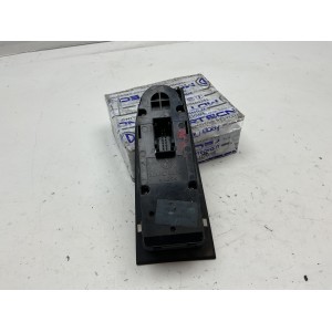 PULSANTIERA ANTERIORE SINISTRA 4 VETRI ELETTRICI BMW Serie 3 E90 Berlina  (05 08) versione nera