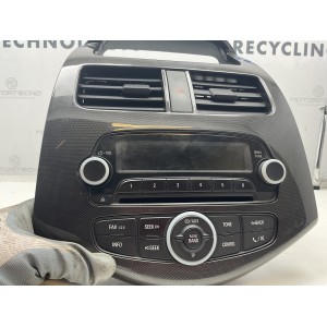 AUTORADIO COMPLETA DI MASCHERINA COLORE CARBONIO CHEVROLET Spark 2° Serie 95298824 (12)