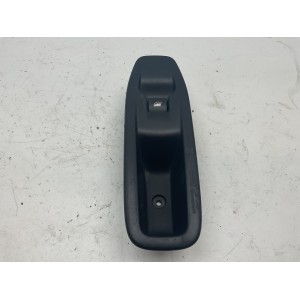 PULSANTIERA ANTERIORE DESTRA PEUGEOT 208 3P (12 19)
