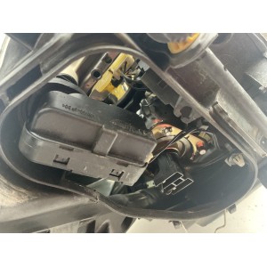 FANALE ANTERIORE DESTRO OPEL CORSA D 13186386EK (06 10)