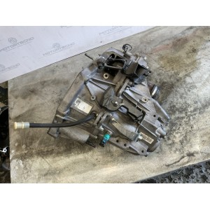 CAMBIO MANUALE COMPLETO PER DACIA Duster Serie 320107376R 304019768R Diesel 1.5