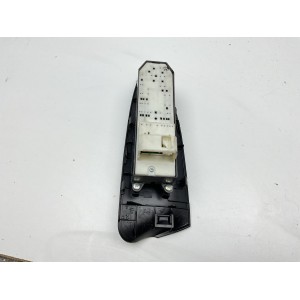 PULSANTIERA ANTERIORE SINISTRA TOYOTA Rav4 4° Serie 74232-42070 (05 09)