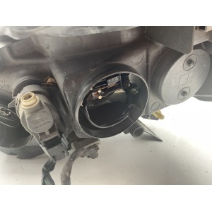 FARO FANALE ANTERIORE DESTRO RENAULT CLIO III (09 12) 89902895