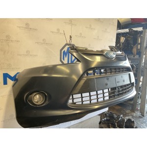 Paraurti anteriore completo di griglie Ford Fiesta VI serie (2008–2017)