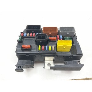 BSM R08 CENTRALINA VANO MOTORE FUSIBILI CITROEN DS3 C3 PICASSO 9667199680 (09 16)