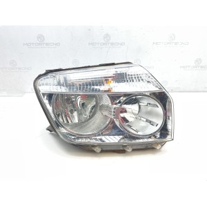 FANALE FARO ANTERIORE DESTRO DACIA Duster 1° Serie 260100067R (10 17)
