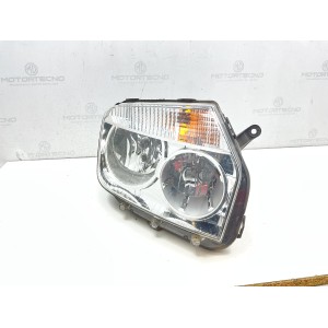 FANALE FARO ANTERIORE DESTRO DACIA Duster 1° Serie 260100067R (10 17)