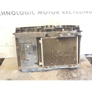 CALANDRA CON KIT RADIATORI PEUGEOT 208 Serie 9677952180 HMZ (EB2), HMZ (EB2F) Benzina 1200 (12 19)