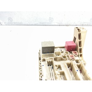 CENTRALINA FUSIBILIERA SCATOLA FUSIBILI RELE' TOYOTA YARIS 1.0 B 51K 82730-52420 (09 11)