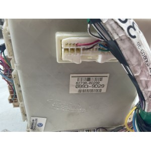 82730-0D290 CENTRALINA SCATOLA FUSIBILI RELÈ TOYOTA YARIS 1.3 73KW B 2011