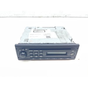 AUTORADIO DACIA DUSTER 1ª SERIE ANNO 2011