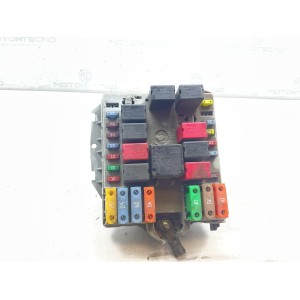 CENTRALINA PORTA FUSIBILI FIAT Punto Berlina 3P 2° Serie 46835603 Diesel 1300 (99 03)