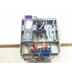 CENTRALINA PORTA FUSIBILI FIAT Punto Berlina 3P 2° Serie 46835603 Diesel 1300 (99 03)