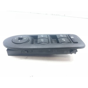 PULSANTIERA ANTERIORE SINISTRA FORD C - Max Serie (03 07)