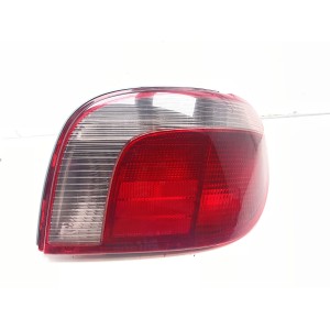 STOP FANALE POSTERIORE DESTRO TOYOTA Yaris Serie (99 03)