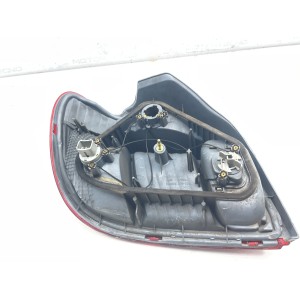 STOP FANALE POSTERIORE DESTRO TOYOTA Yaris Serie (03 05)