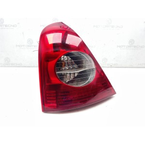 STOP FANALE POSTERIORE SINISTRO RENAULT Clio Serie (01 05)