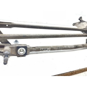 MOTORINO TERGICRISTALLO ANTERIORE FORD Focus S. Wagon 2° Serie 0 390 241 731 (01 04)