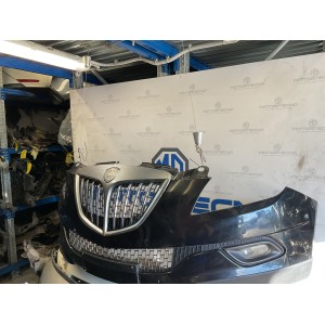 PARAURTI ANTERIORE COMPLETO per LANCIA Delta 3° Serie (08 11) nero