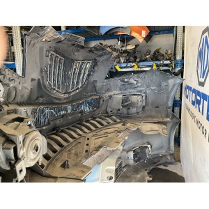PARAURTI ANTERIORE COMPLETO per LANCIA Delta 3° Serie (08 11) nero