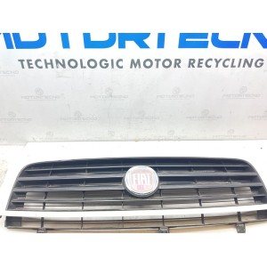 Griglia anteriore FIAT SCUDO bianco (2007)