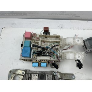 KIT CHIAVE COMPLETO DI TUTTE LE CENTRALINE  TOYOTA YARIS 1.4 90CV 2007