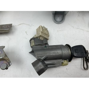 KIT CHIAVE COMPLETO DI TUTTE LE CENTRALINE  TOYOTA YARIS 1.4 90CV 2007