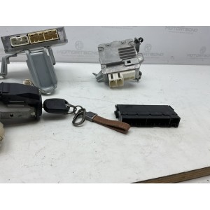 KIT CHIAVE COMPLETO DI TUTTE LE CENTRALINE  TOYOTA YARIS 1.4 90CV 2007