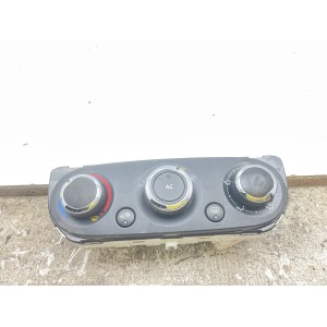 COMANDO CLIMA RENAULT Clio Serie IV 5R5841100 (12 19)