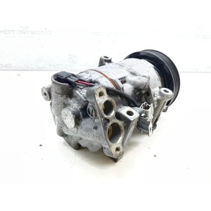Compressore A/C aria condizionata RENAULT SCENIC 3ª serie XMOD CROSS (2013-2015) 1.5 dCi 8200939386