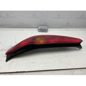 51764373 FARO FANALE POSTERIORE SINISTRO FIAT PUNTO 1.3 D 51KW 5M 5P (2006) RICAMBIO USATO
