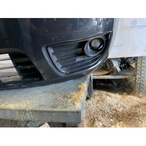 Paraurti anteriore nero completo di fendinebbia Fiat Punto 2005