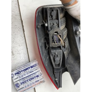 STOP FANALE POSTERIORE SINISTRO RENAULT Scenic Serie 8200493374 (03al09)